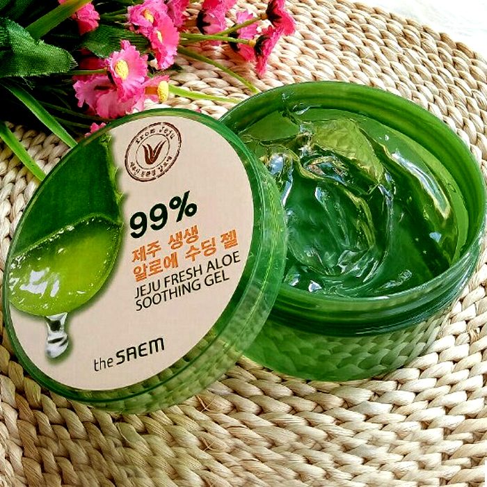 The_Saem_Jeju_Fresh_Aloe_Soothing_Gel_99____300_ml4.jpg